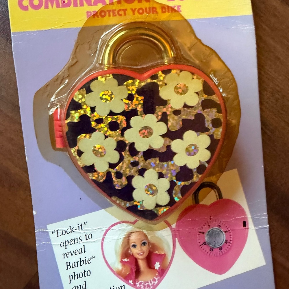 Vintage 1993 Barbie Lock-It Heart Combination Bicycle Lock Rand International - Picture 3 of 6